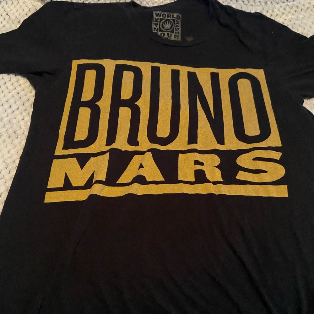 Bruno Mars tour shirt